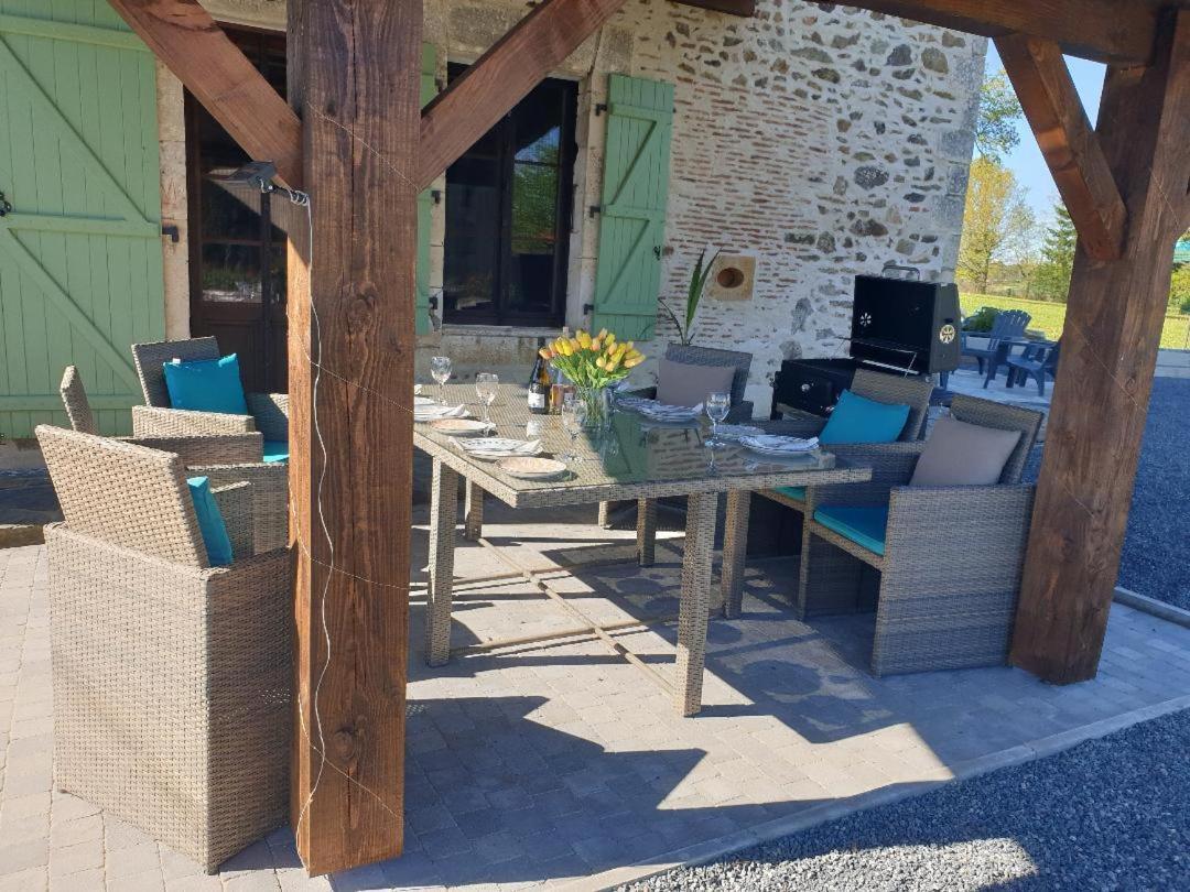 La Maison Du Lac Lavaud Saint-Quentin-sur-Charente Kültér fotó