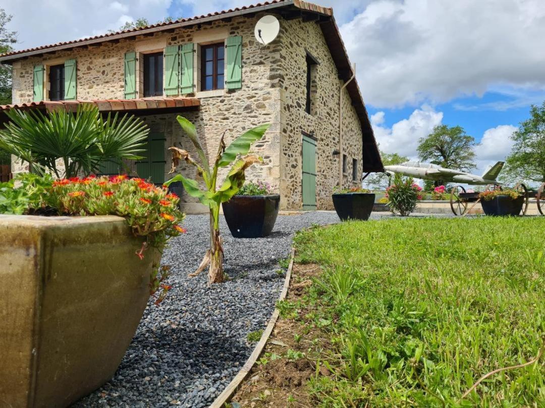 La Maison Du Lac Lavaud Saint-Quentin-sur-Charente Kültér fotó